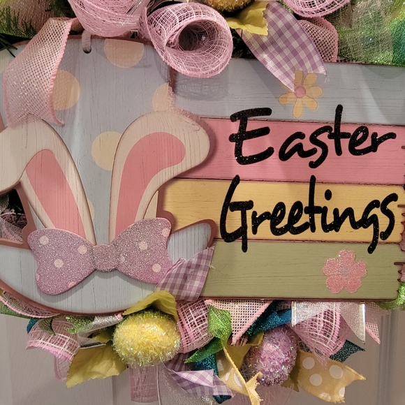 NEW 21 inch Easter Wreath/ Pastel Colored Easter Greetings Wreath - Picture 9 of 10
